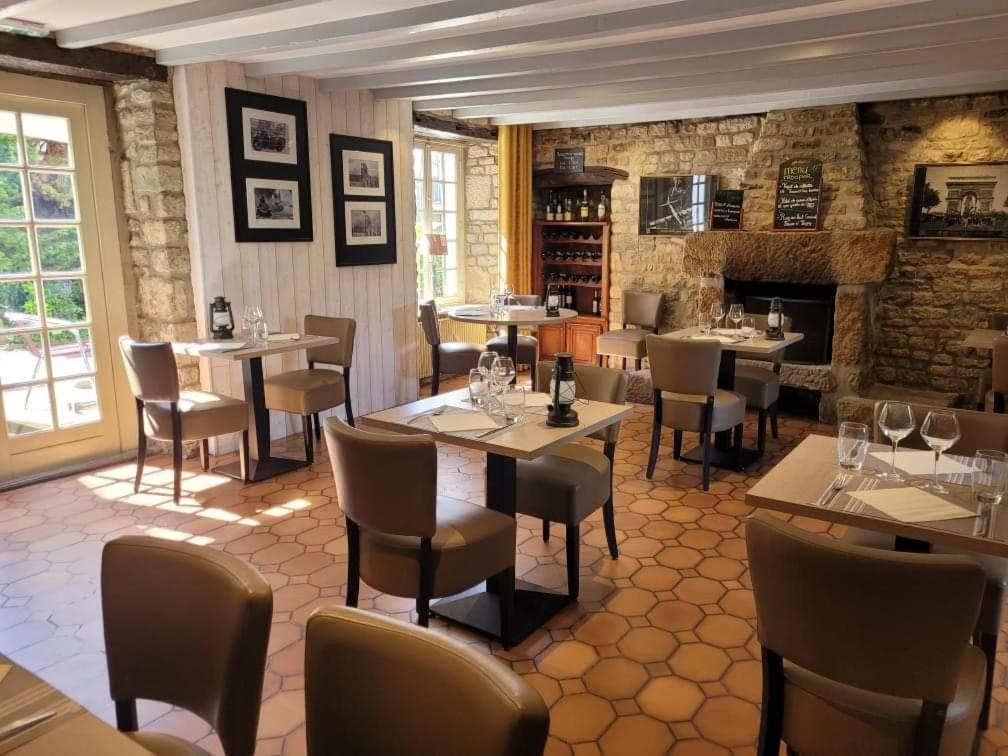 Auberge Le John Steele Sainte-Mere-Eglise Luaran gambar